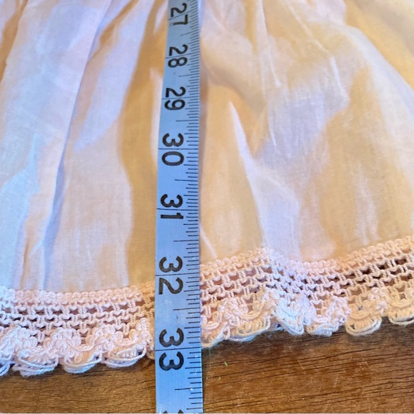 🌺Romeo + Juliet Couture Beach Eyelet Cold Shoulder Top🌺 NWT - Picture 9 of 9